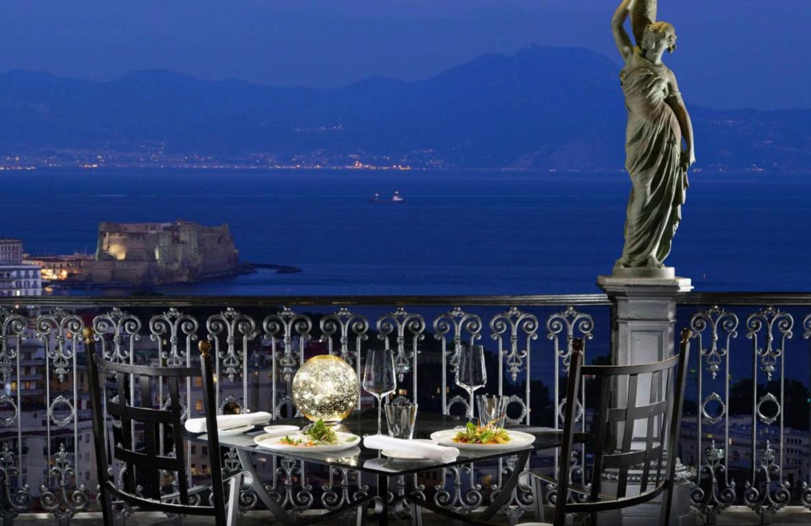 B&B I Borboni Naples Exterior photo